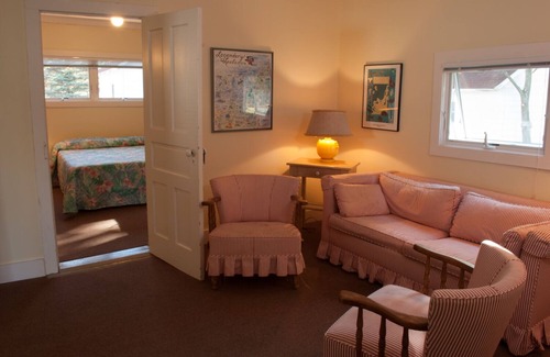 Lake Leelanau Resort | Fountain Point - Cottage 17