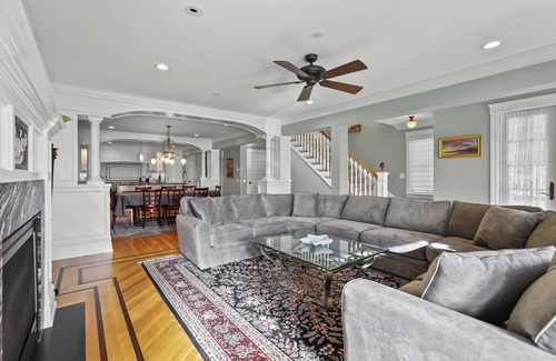 Ocean Grove House | Four Oceanview Balconies overlooking the beach!
