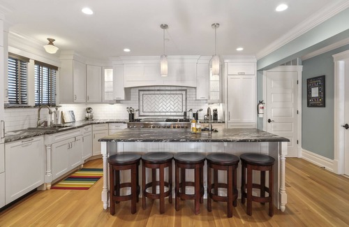 Ocean Grove House | Four Oceanview Balconies overlooking the beach!