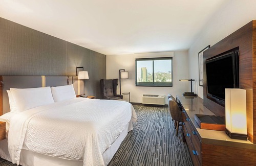 Fox Hills Hotel | Four Points by Sheraton Los Angeles Westside