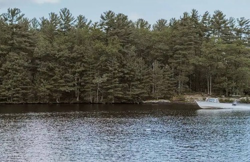 Gravenhurst Resort | Fox Chalet at Granite Ridge