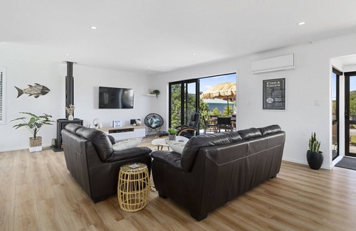 Foxton Beach House | Foxton Beach Escape - Foxton Beach Holiday Home