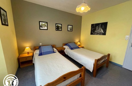 Saint-Martin-des-Tilleuls House | 98 m² House ∙ 3 bedrooms ∙ 6 guests