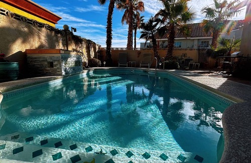 Spring Valley House | Fragrant Finnish Sauna & Amazing Private Pool with French 3 Bedrooms