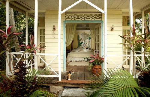 Bouvet Island Cottage | Frangipani Cottage at Balenbouche Estate, on 70 acres of beachfront property