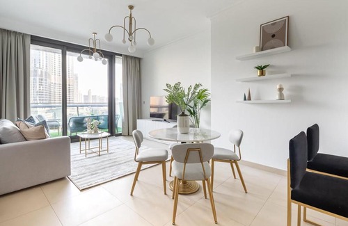 Downtown Dubai Apartment | Frank Porter - Burj Vista Tower 1