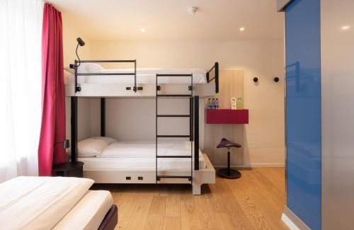 Center House | Fred Guest House Hauptbahnhof - Mobile Check-in