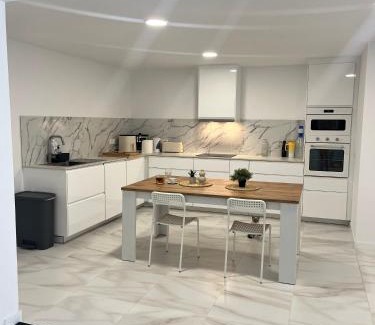 Mogan Hostel | French Connection