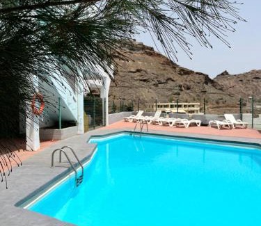 Mogan Hostel | French Connection