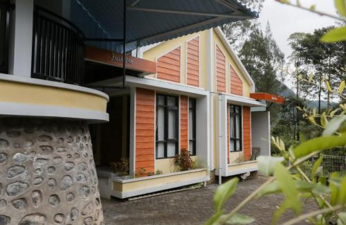 Sukapura House | Fresh Inn