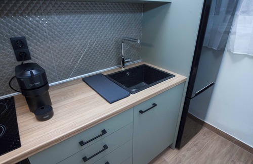 Athens Apartment | Fresh Modern 1 Bd Apt in Vibrant Patisia