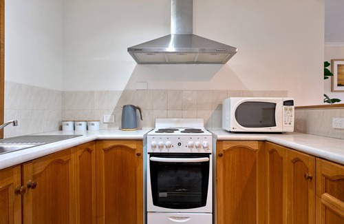 Coles Bay House | Freycinet Sanctuary 5