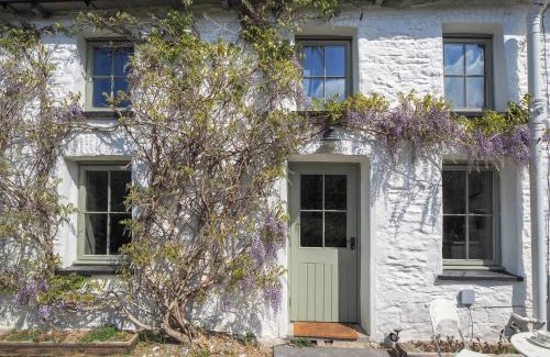 Blaencelyn House | Fronlefrith Llangrannog
