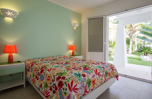 Dominicus Apartment | FRONT CARIBBEAN OCEAN , APARTMENT WITH GARDEN & POOLS & OCEAN ENTRYS