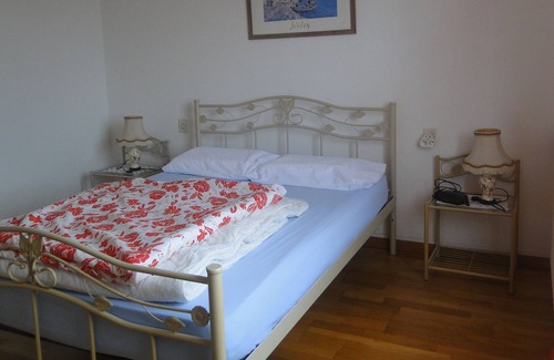 Grandcamp-Maisy Cottage | FRONT DE MER, very comfortable house, 6 people, 100 m², on the port, all shops