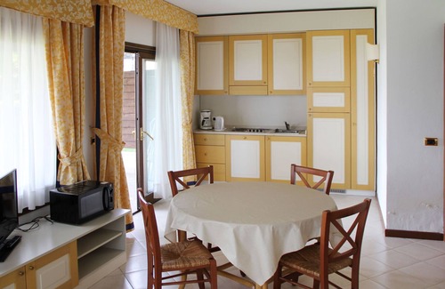 Monte House | Front Lake Resort Le Corti del Lago by Interhome