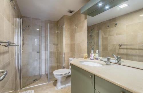 Herzliya Pituach Apartment | Front of Beach next Ritz Hotel - 3 Bedroom& 3 Bathroom