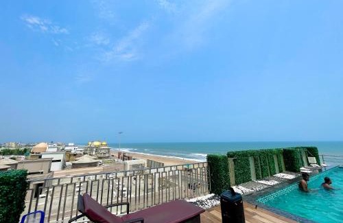 Ujjain Hotel | FRONT SEA VIEW ROOMS with-ROOF TOP SWIMMING POOL LUXUARY HOTEL THE BAY SUITES - PURI