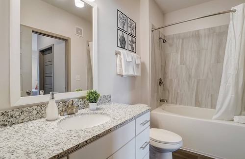 Avondale Apartment | FRONTDESK Axel Row Apts Avondale Birmingham