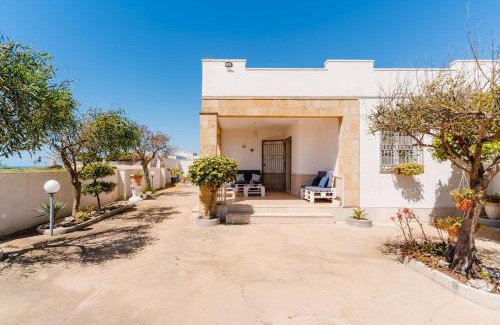 Punta Prosciutto Villa | Fronte Mare Villa Raffaele