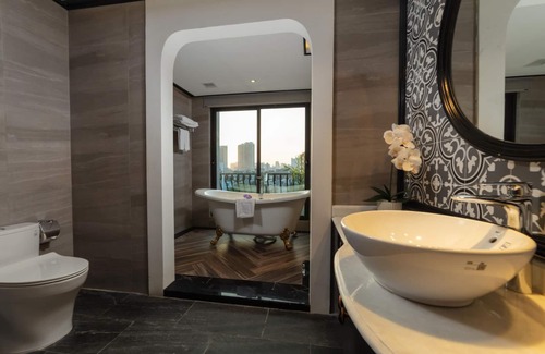 Ba Dinh Hotel | FTE Ba Dinh Hotel