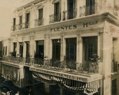 Medina of Tangier House | FUENTES