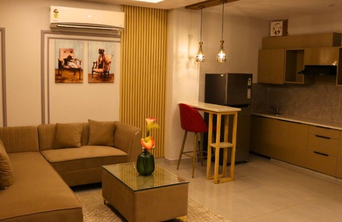 DLF Phase 3 Hotel | Fuji Ryokan Corporate Stays