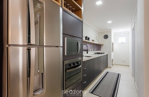Ingleses Norte Apartment | Full Apartment at Ingleses Beach-sc Gge203