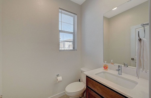 Spring Valley House | Full House in Las Vegas - Close to EVERYTHING, just MINUTES from the LV Strip