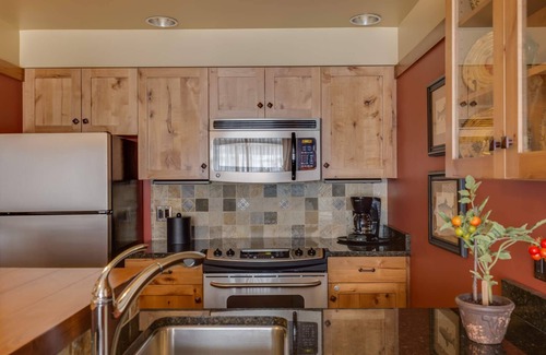 Victor Cabin | Fully appointed suite within Teton Springs Lodge includes Resort Amenities
