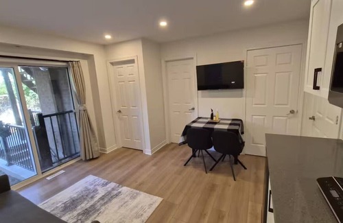 Churchill Meadows House | Fully furnished 1-bedroom suite Ground level unit, detached home with patio door