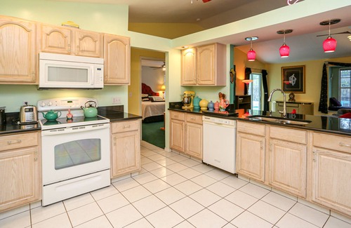 Willoughby Acres House | **FUN AND UNIQUE SINGLE FAMILY HOME W/ POOL**FULLY FURNISHED SEASONAL RENTAL**