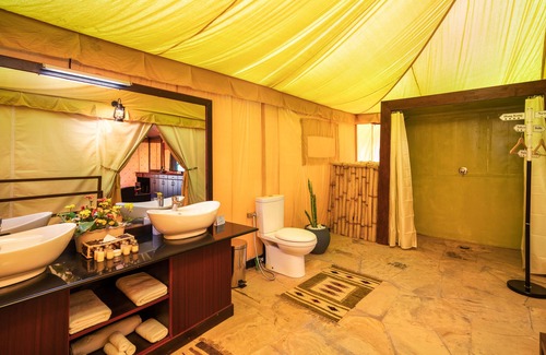 Arusha Hotel | Fun Retreat Resort, Hotel and Ayurveda Spa