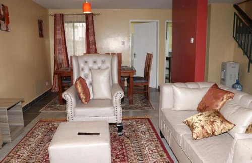 Embakasi Apartment | Furaha Masionette apartment Nyayo Estate Nairobi Kenya Nambari ya Simu sufuri saba sufuri moja moja nne tisa sufuri sufuri saba next to JKIA Jomo kenyatta International Airport,Next to SGR Nairobi 3Bedrooms,3 toilets,2bathrooms,Own compound,par