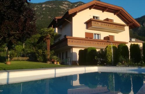 Caldaro Sulla Strada del Vino Apartment | Gästehaus Thaler