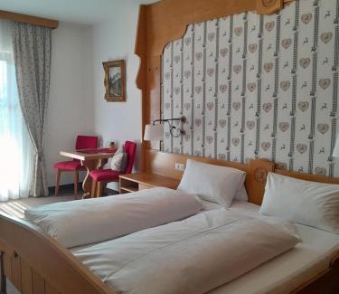 Wallgau Hotel | Gästehaus Zunterer