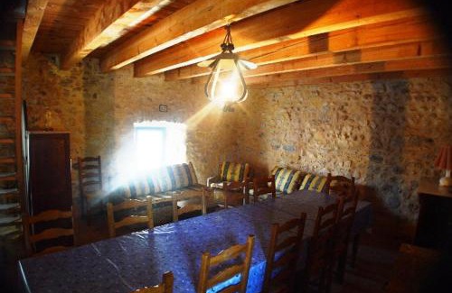 Grospierres Apartment | Gîte #12, 12 Pers, Domaine De Ribiere