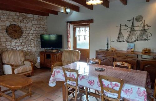 Coulomby House | Gîte chaleureux avec jardin, poêle à bois et wifi, entre St Omer et Boulogne sur Mer - FR-1-376-80