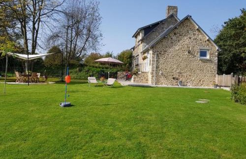 Antoigny House | Gîte charmant et lumineux près de Bagnoles de l'Orne, jardin, cheminée, télétravail, WIFI inclus - FR-1-497-14