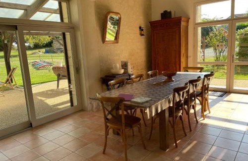 Foussais-Payre House | Gîte de charme avec terrasse et activités familiales à Payré, près de Fontenay-le-Comte - FR-1-426-170