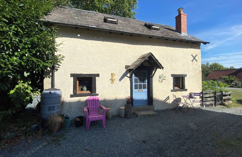Linard House | Gîte in Creuse - North Guéretn(10 mn from Indre)