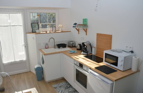 Carolles House | Gîte la dunette, a cosy nest