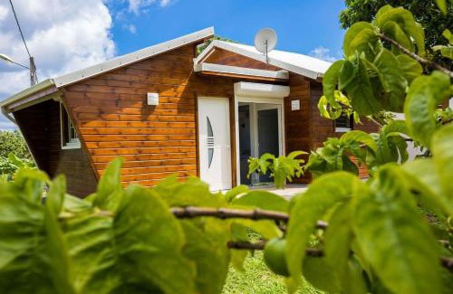 Baie-Mahault House | Gîte spacieux avec Jacuzzi - *5 étoiles*