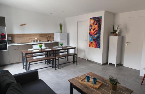 Les Epesses House | Gîtes Néphélie votre cocon tout confort aux portes du Puy duFou - Climatisé, Terrasse, Parking