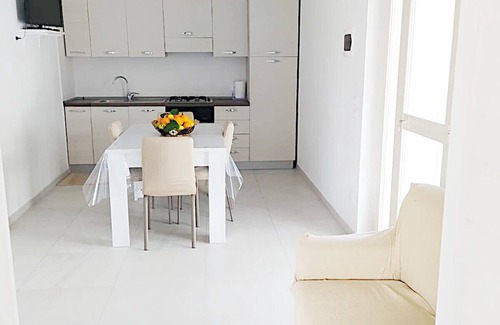 Mandrione Apartment | Günstig, Neue Wohnung in Ruhigen Olivenhain. Nur 3 km vom Strand Entfernt