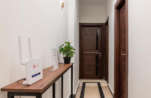 Garden City Apartment | G-1811 Two-Bedroom By Crescent Residence - Central