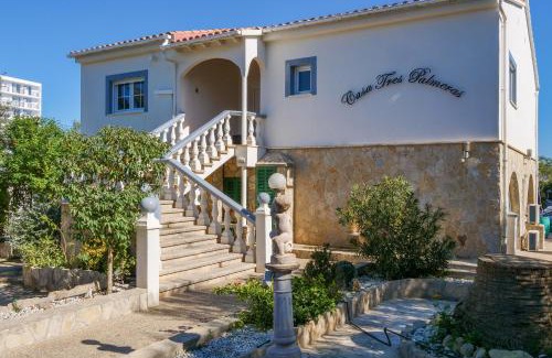 Calas de Mallorca Apartment | G-Fast fertig gestelltes Inserat- Moderne grosse Villa, 5 Min fussläufig zum Strand,Pool,Klima