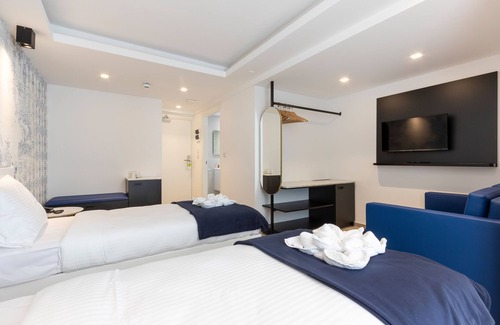 Paceville Hotel | G Hotel by JL