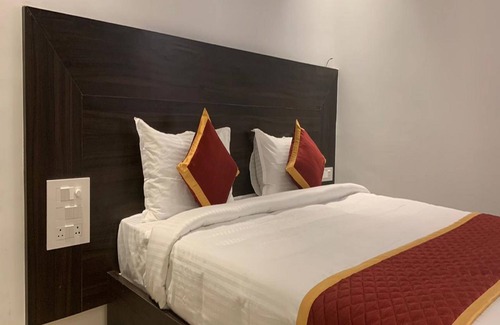 Kalapettai Hotel | G R B Hotels Aishwarya Grand
