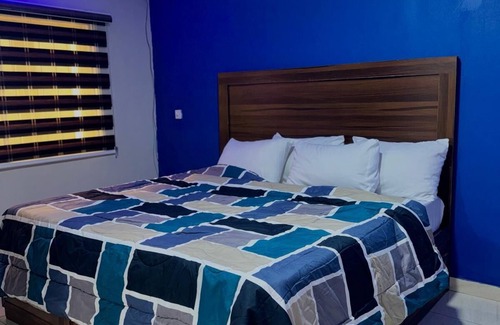 Surulere Hotel | Gachiba Suites